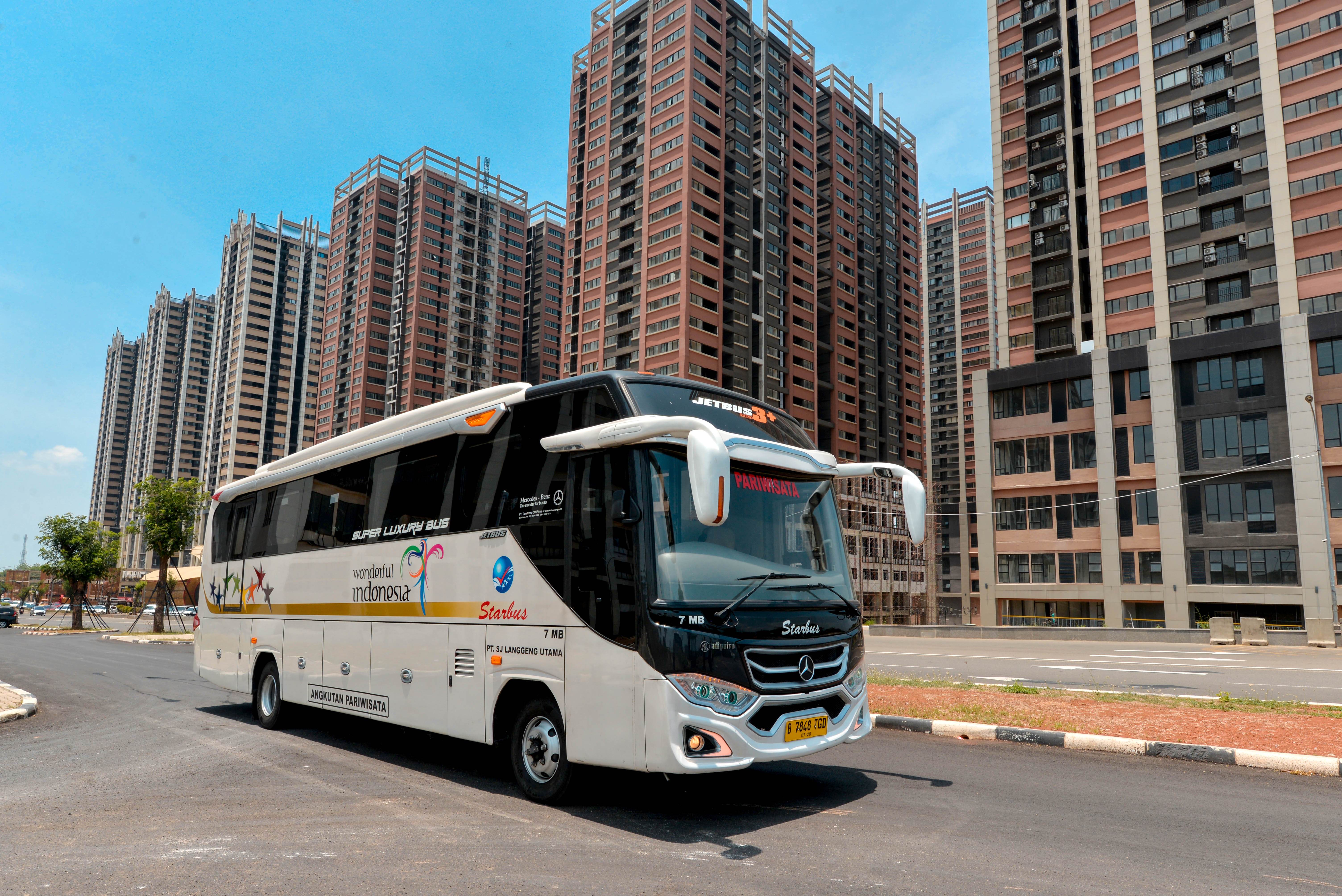Medium Bus Premium